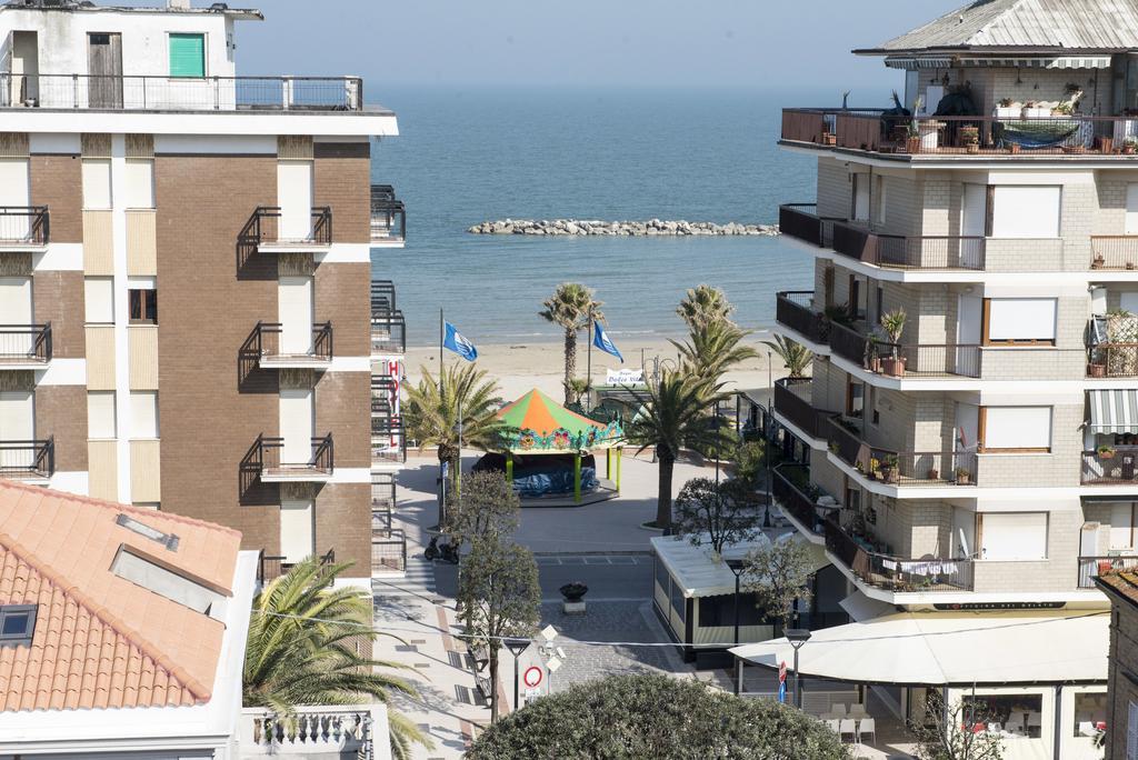 Hotel Gabbiano Porto San Giorgio Exteriér fotografie