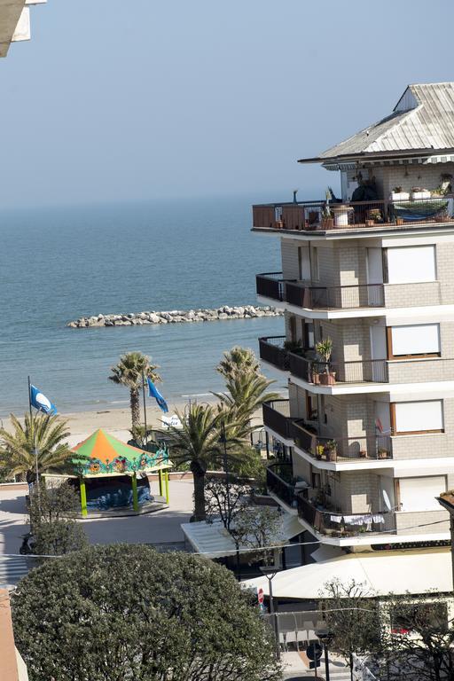 Hotel Gabbiano Porto San Giorgio Exteriér fotografie
