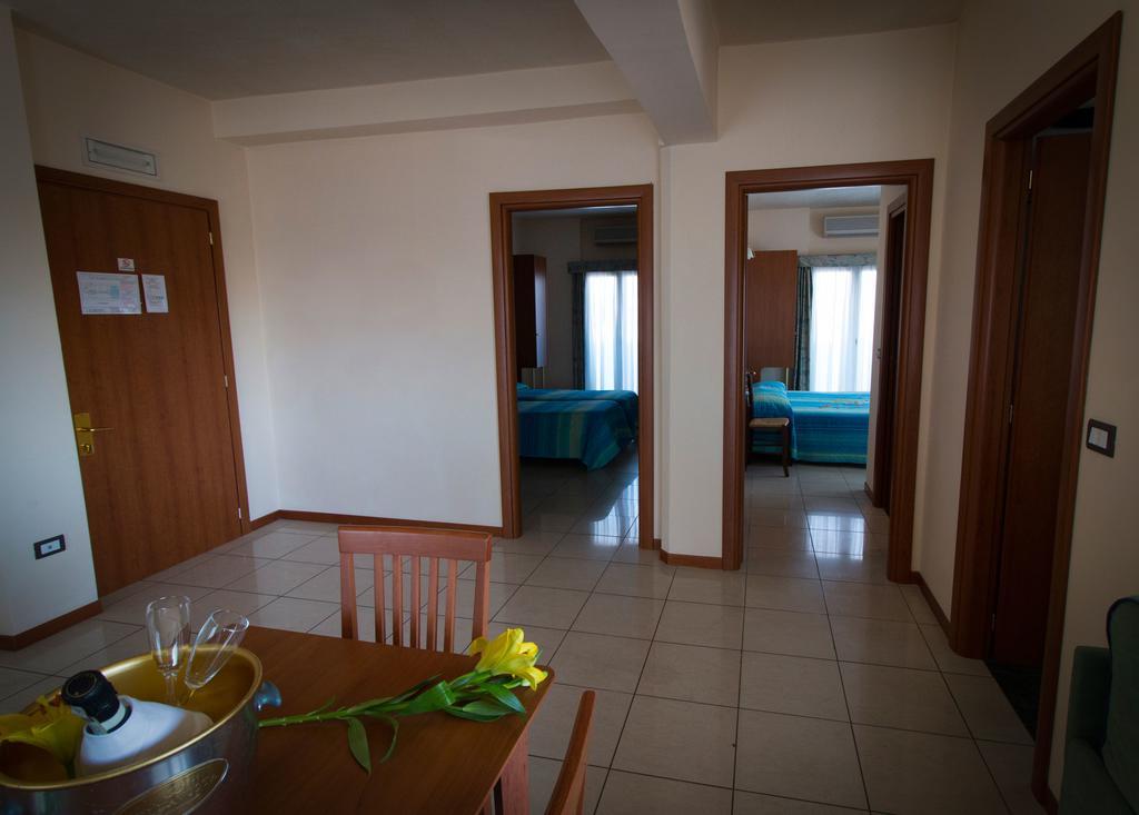Hotel Gabbiano Porto San Giorgio Exteriér fotografie