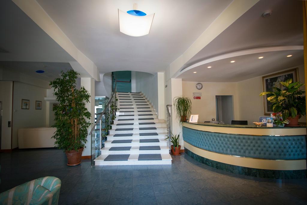 Hotel Gabbiano Porto San Giorgio Exteriér fotografie