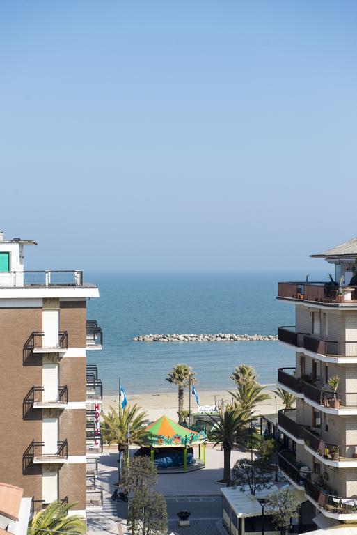 Hotel Gabbiano Porto San Giorgio Exteriér fotografie