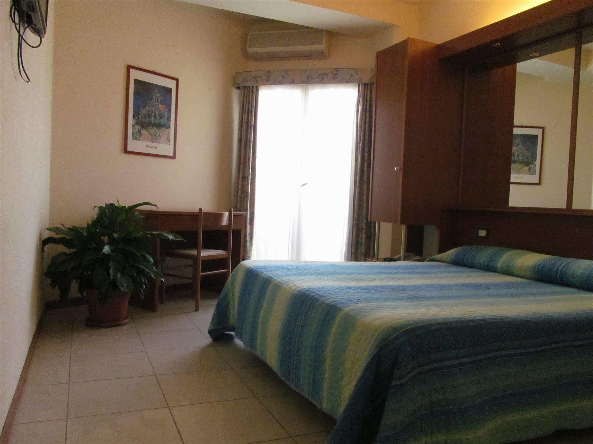 Hotel Gabbiano Porto San Giorgio Exteriér fotografie